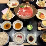 Shabushabu Nihon Ryouri Kisoji - お肉オープン！