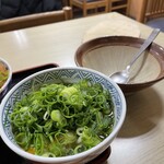 どんどん - ねぎを山盛り入れれる山口のローカルチェーン♪