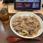 すき家 - 牛丼(中盛) 580円