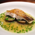 蒼 - さかな人長谷川さんから届いた神経締めのアカムツ、そしてごぼうを敷いて。