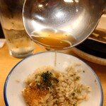 赤玉 - 茶めしに湯豆腐の出汁