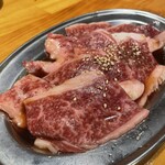 焼肉ホルモンもつ鍋しんちゃん - 