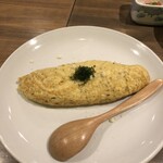 地下だけど入ったら雰囲気が良くて料理人がしっかり食事を作ってお酒もたくさんあって楽しいお店。ごんべえ - 