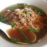 台湾ラーメンは単品だと３８０円