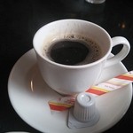 台湾家庭料理 福味香 - お得なラーメンセットにはインスタントですがコーヒーもついてきます