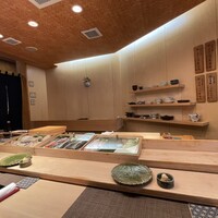 伊勢鮨 - 端正な室内