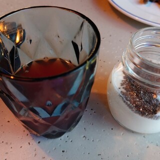 Chic & Basic Gravity_0