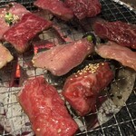 Yakiniku Yaro-Zu Ga-Den - 