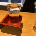 Katsugen - 飲み放題の日本酒（名酒揃い）はこの量（一合）で提供。