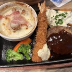 Ginza Raion Reo - 欲張りプレート。エビフライ、ハンバーグ、ポテトグラタン、チキン南蛮　1290円　ライスなどは別途