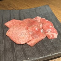 和牛とタン 焼肉 とみ 新橋本店 -  和牛とタン 焼肉 とみ 新橋本店 -