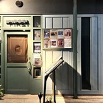 ファースト - お店の外観