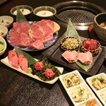 Kuroge Wagyuu Yakiniku Ushikuro - 