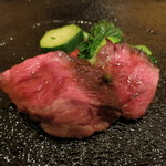 トラットリア・アルベロ - 広島県産なかやま牛カイノミのステーキ　グリーンペパーソース
