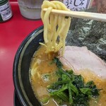家系ラーメン 王道家 本店 - 