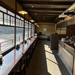 五十鈴川カフェ - 店内の風景　2024.1