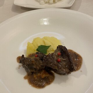 スイスレストラン セントバーナード_1