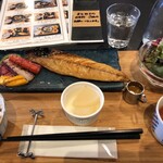 はなまるキッチン - 鯖の文化干し定食