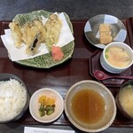 浜菜坊 - 牡蠣天ぷら定食