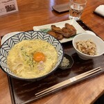 棊子麺茶寮 いしこん - 名古屋コーチン親子月見きしめん