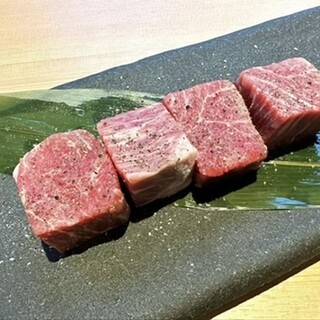 Enjoy domestically produced Japanese black beef to the fullest! Enjoy our carefully selected meat