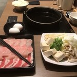 牛しゃぶ牛すき食べ放題 但馬屋 - 