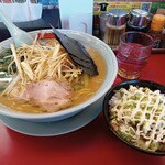 ラーメン 山岡家 - 