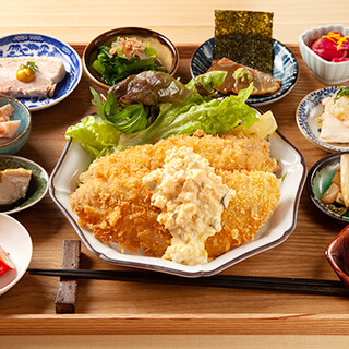 Attractive lunch menu with 7 main dishes to choose from◆We also boast a special Ramen with a no-frills flavor.