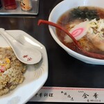 金華 - 料理写真:Aセット（ラーメン＋半チャーハン）¥880