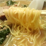 新華苑 - バターの風味がいいですね。