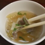 キッチン ブルー グローブ - 具沢山なスープ