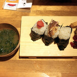 Omusubi Yokochou - 塩おむすびと好みの２種類の３ヶセッ