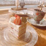NeNRiN - ショートケーキと本日のコーヒー