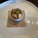 クオーコ・ディ・マーレ - 根菜のパンツァネッラ