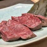 肉屋 田中 - 