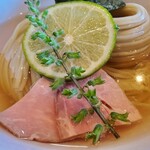 ヨコクラストアハウス - 味玉昆布水つけ麺 醤油 ちょい肉増し(大)