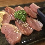 お肉とめしとカフェ あじて - 合鴨スモーク　450円　普通の加工品だけど、この量でこの値段は良心的。