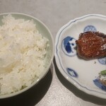 黒毛和牛研究所 - 米と一緒に