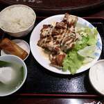 龍府 - マヨネーズ唐揚げ定食