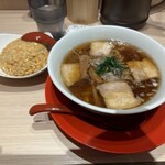 らーめん 七彩飯店 - 