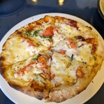 カフェ・ド・セラ - ミックスピザ1300円
                                