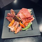 勝野焼肉 - Aランチのお肉と焼き野菜