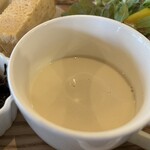 G831 Natural Kitchen & Cafe - 