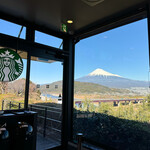 スターバックス・コーヒー - 内観からの富士山☆