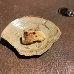 SHIZEN - 甘鯛の皮目パリパリ焼き、あゆ魚醬、くるみとこうじ