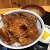 ぶた丼のとん田