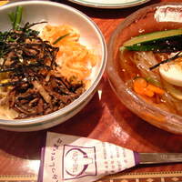 上野太昌園 上野本店 - 冷麺とビビンパのランチセット　1000円