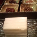 天ぷら　酒菜　醍醐 - 四種の味噌と、大根ブロック。かなり良い。
