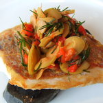 Benoit Alain Ducasse - 「いとよりのポワレ　じゃがいもとイカ墨　オリーブとディル」