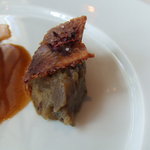 Benoit Alain Ducasse - 「豚バラ肉のコンフィ　ナスのスモーク　エキゾチック・スパイス」
